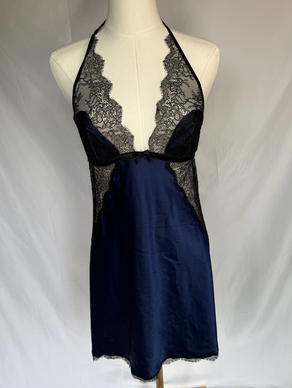 Victoria's Secret Satin Navy/Black Lace Lingerie, size medium